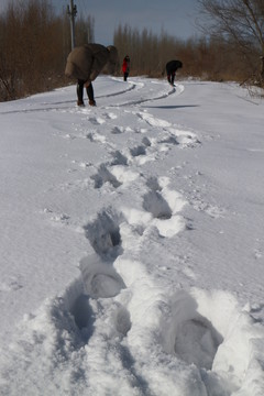 雪地足印