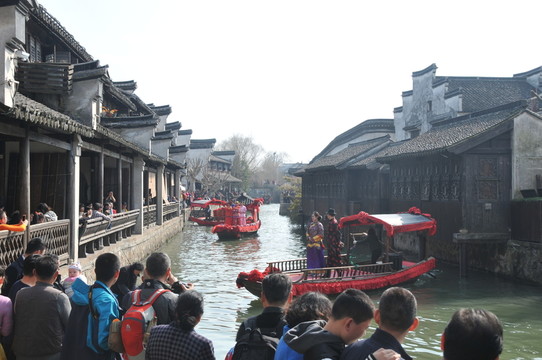 南潯古鎮(zhèn)水上婚慶
