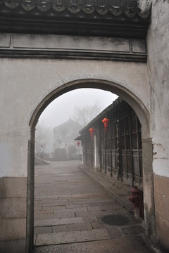 霧漫南潯古鎮(zhèn)