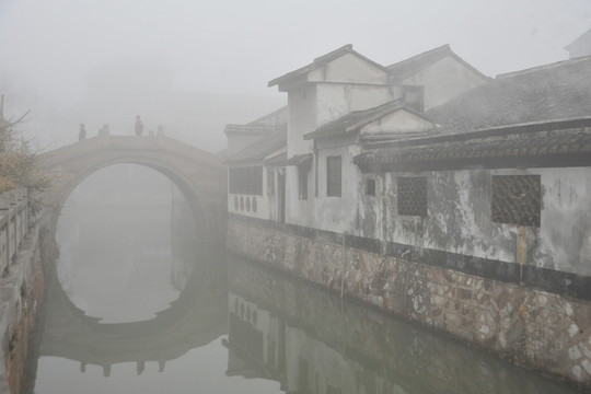 霧漫南潯古鎮(zhèn)