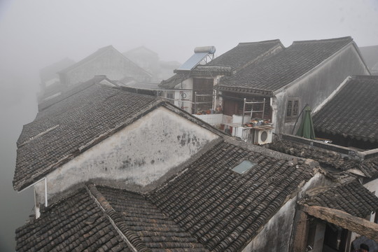 霧漫南潯古鎮(zhèn)