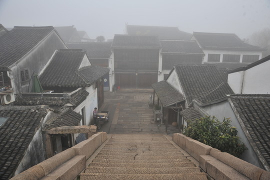 霧漫南潯古鎮(zhèn)