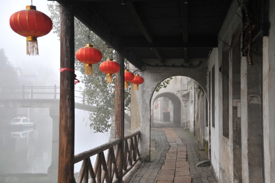 霧漫南潯古鎮(zhèn)
