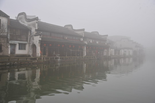 霧漫南潯古鎮(zhèn)