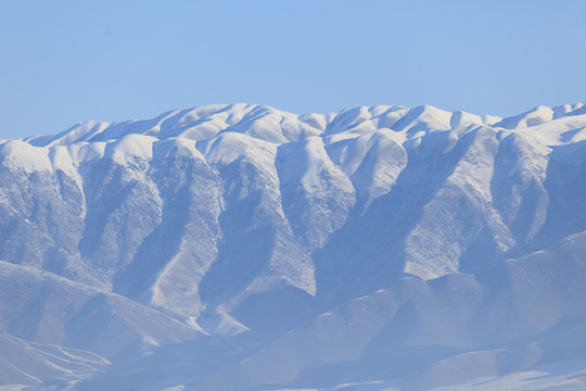 天山
