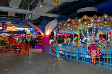 商场 大厅 淘气堡 儿童乐园