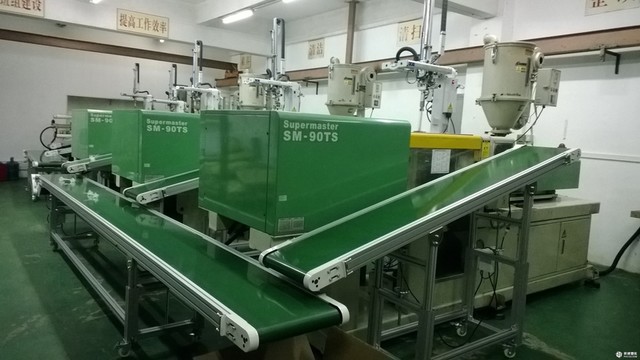 機(jī)械手臂