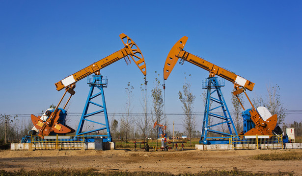 抽油機(jī)