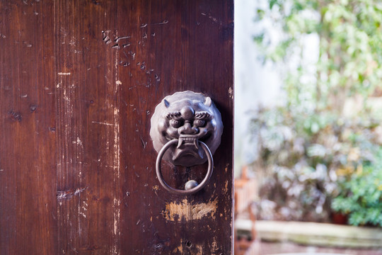 古建筑 大門 拉環(huán)