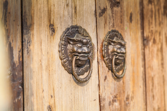 古建銅門環(huán)