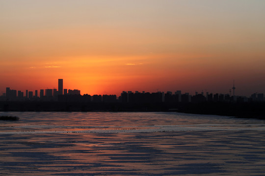 城市的夕陽