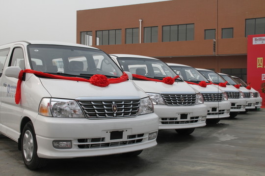 卡車交付儀式