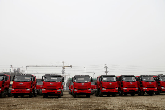貨車(chē)卡車(chē)工業(yè)園攝影
