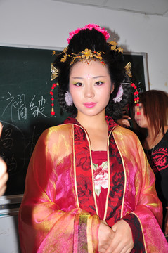 古裝 女孩