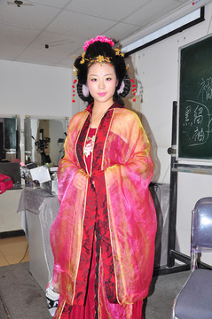 古裝 女孩