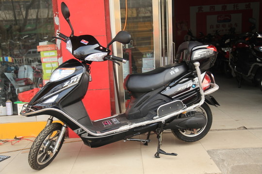 電動(dòng)車(chē)  能源車(chē)  代步車(chē)