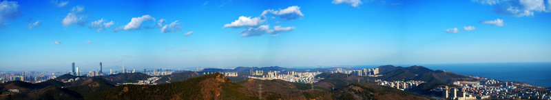 蓮花山下大連全景圖