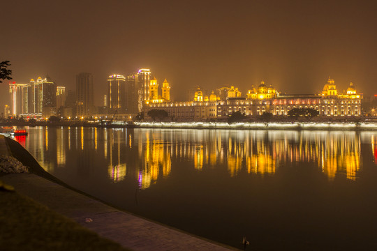 閩江夜景