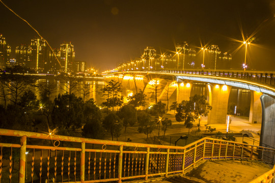 閩江夜景