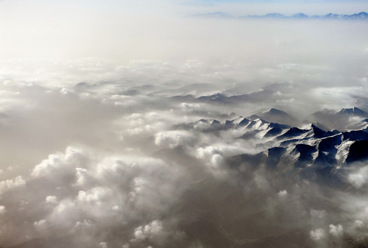 云海  山峰