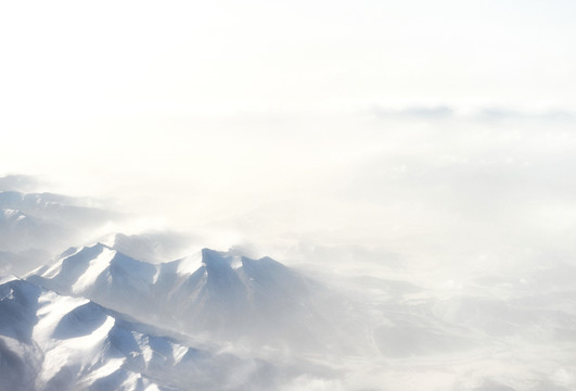 云海 雪山