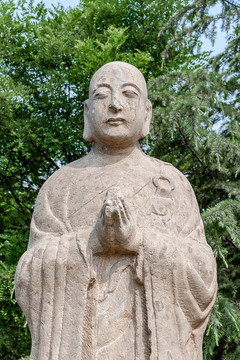 正定隆興寺比丘尼