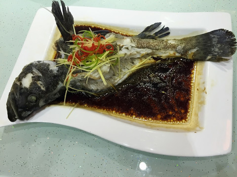清蒸石斑魚