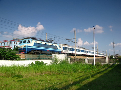 廣九直通車