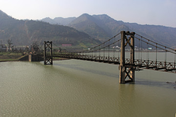 雅安飛仙關(guān)吊橋