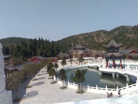 寺內(nèi)景色