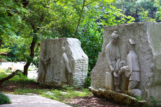 八公山成語典故雕塑文化園