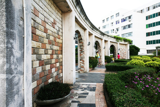 海南醫(yī)學(xué)院