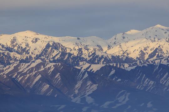 天山