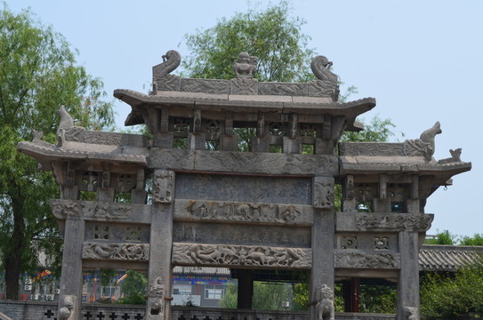 石刻牌坊近攝