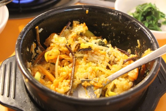 拌飯