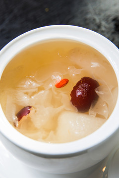 川貝蜂蜜燉雪梨