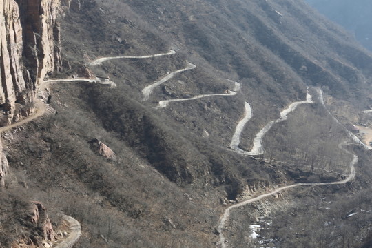 郭亮村