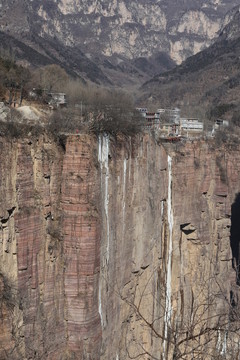 郭亮村