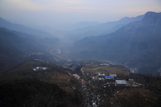 郭亮村