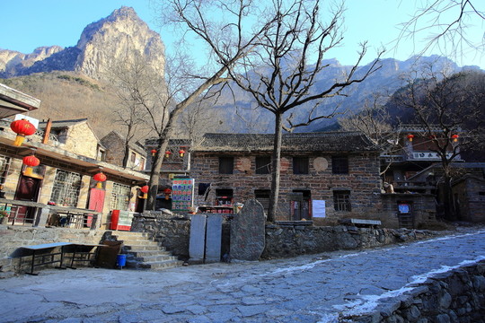 郭亮村