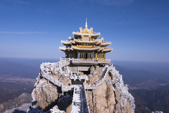 老君山金殿