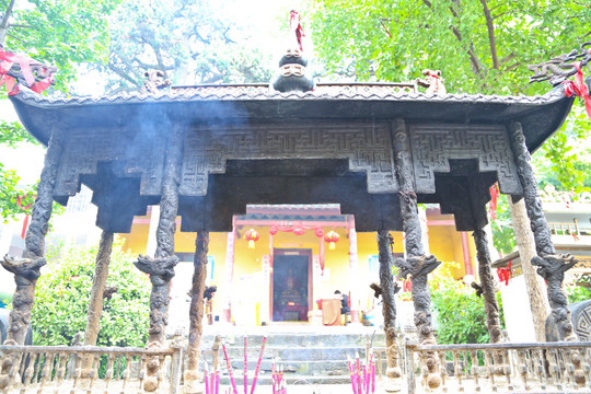 寺廟燒香
