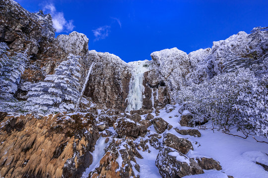 冰瀑 昆明轎子雪山