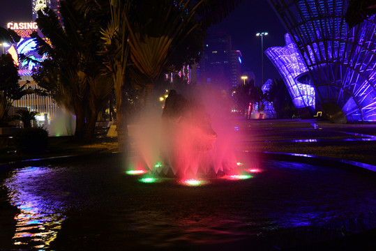 彩色喷泉