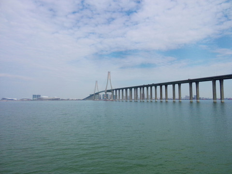 湛江海灣大橋