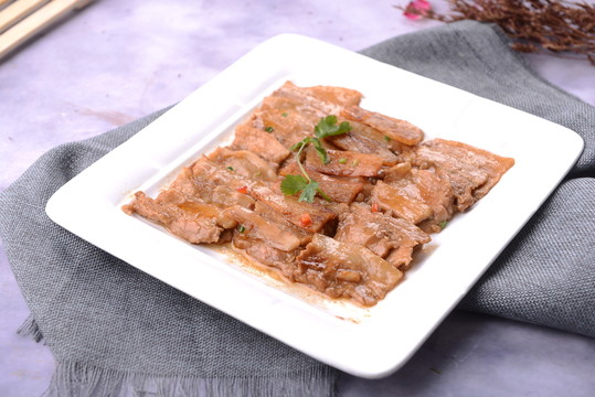 咸魚蒸五花肉