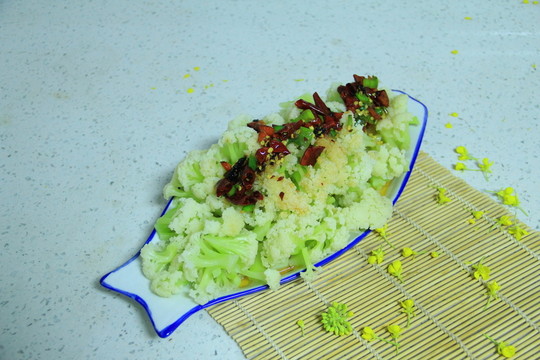 涼拌菜花