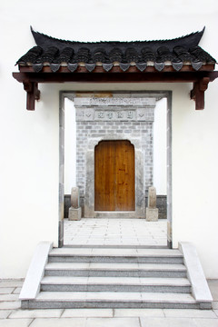 門