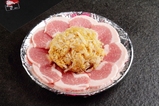 烤酸菜五花肉