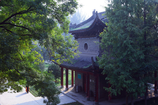 西安小雁塔鐘樓